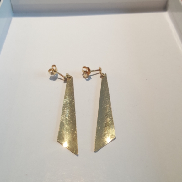 14k tricolor gold post earrings - Picture 6 of 7